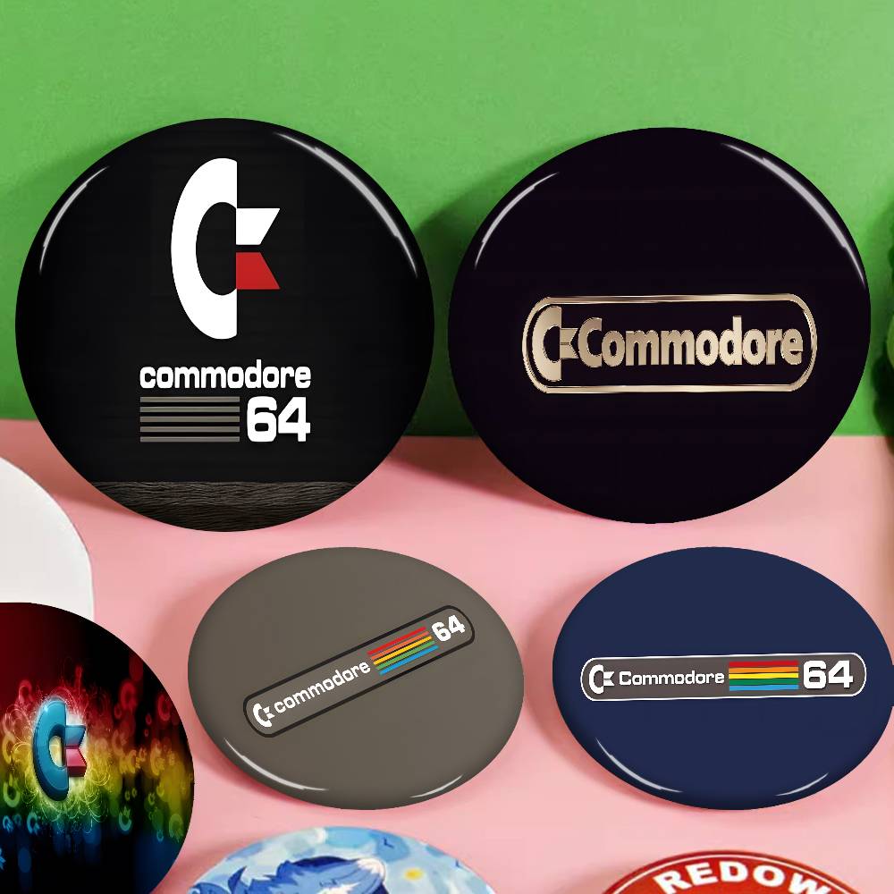 C-Commodore-64 Retro-Tech Anim - Tech Accessories Backpack 评论和价格